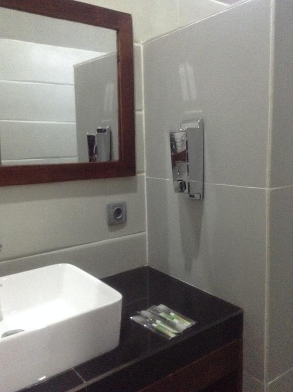 Rasti Homestay Kuta  Bagian luar foto